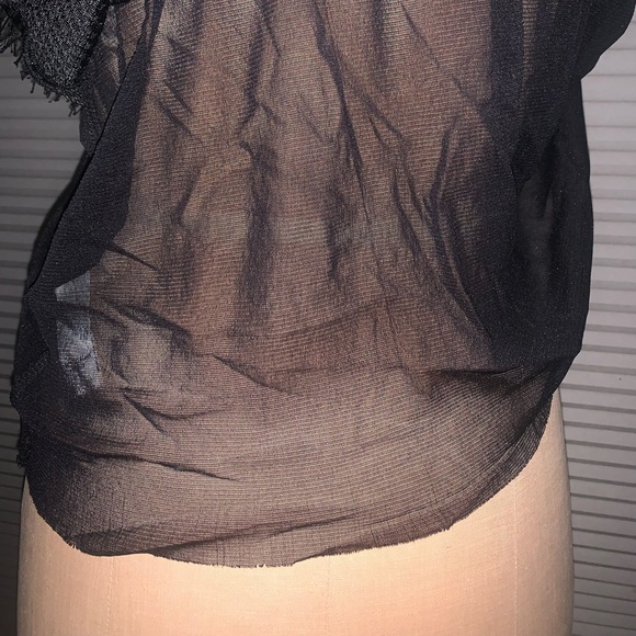 Max Studio Black Fuzzy Sleeveless Top. - Picture 5 of 6